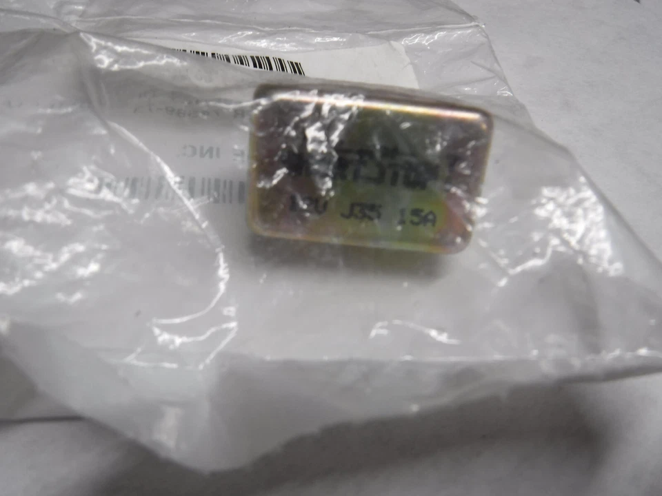 Harley Davidson Dyna Softail Electra Glide 1984-99 15 amperios interruptor automático W22-9G Foto 2 de 3