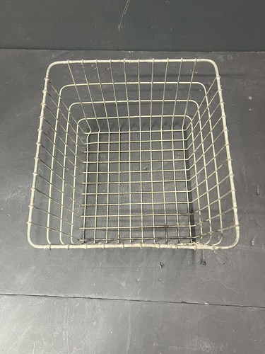 Vintage Draht Turnhalle Spind Korb Schwimmbad alte Nummer Gold Etikett 91 - Bild 6 von 12