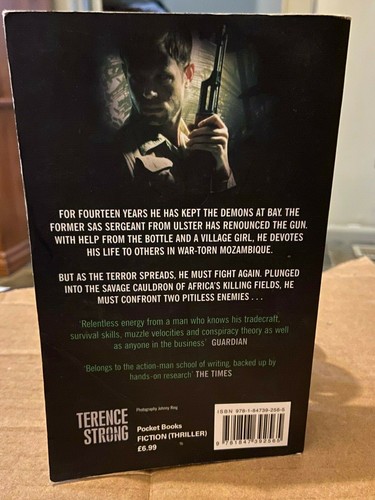 Terence Strong This Angry Land softcover fiction novel book crime thriller - Picture 2 of 2