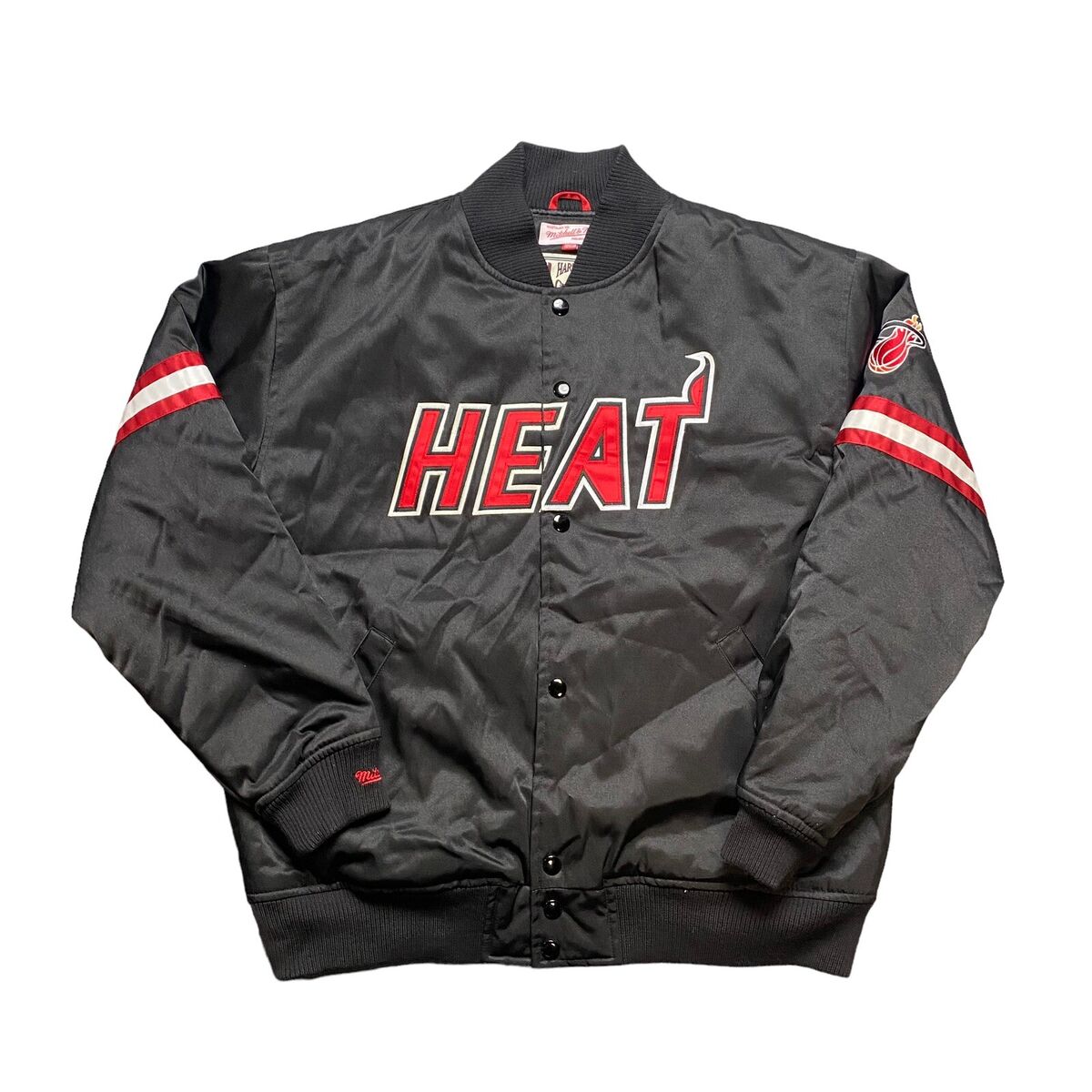 Vintage Miami Heat NBA Mitchell & Ness Button Bomber Jacket Vintage Miami Heat NBA Mitchell & Ness Button Bomber Jacket