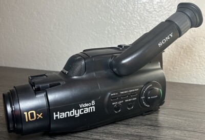 *UNTESTED* SONY CCD-FX230 NTSC Video Camera Recorder Video8 HandyCam Camcorder