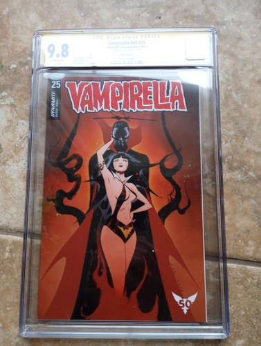Vampirella #V5 #25 BAM! Edition Variant CGC 9.8 Signed By Jae lee