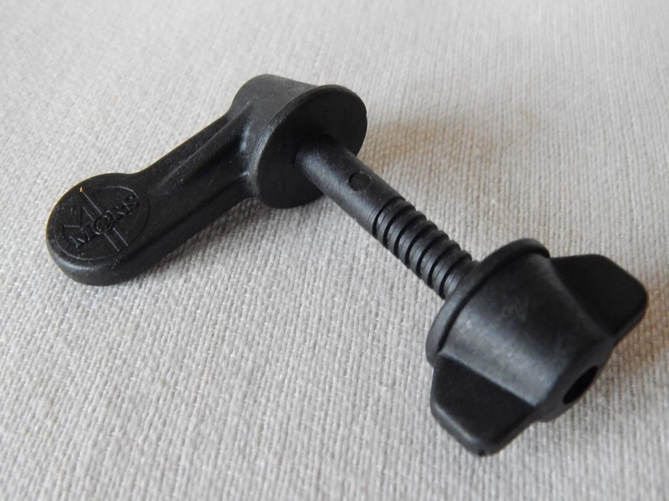 Parafuso universal para detector de metais bobina - Imagem 3 de 4