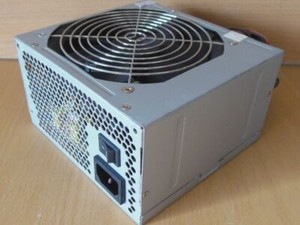 HEC HEC-350TP-2WS 350Watt ATX PC Computer Netzteil SATA Molex Floppy* nt1633