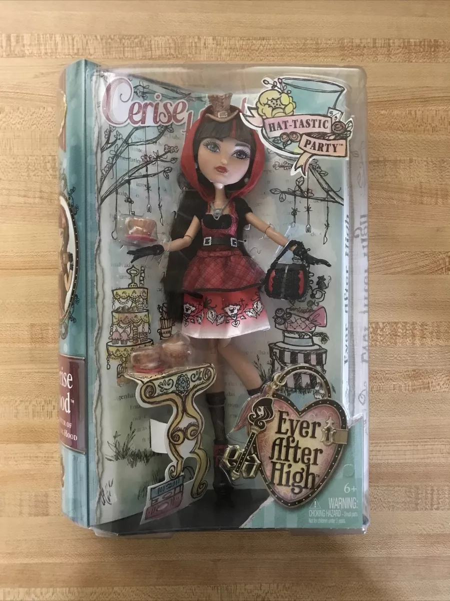 Boneca Ever After High Cerise Hood