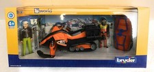 Bruder 63100 - B World Motoslitta e slitta soccorso - sciatore scala 1/16