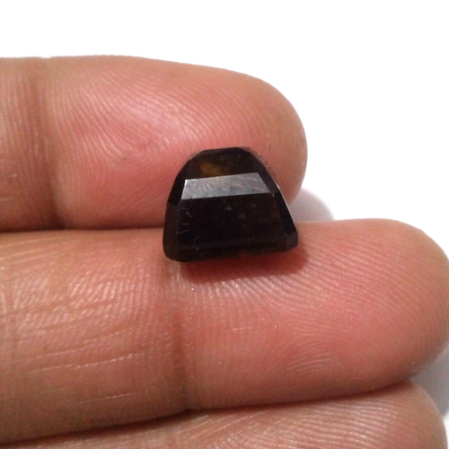 Piedra preciosa suelta de turmalina petrolina facetada con forma de esmeralda de 9,85 quilates de alta calidad - Imagen 4 de 7