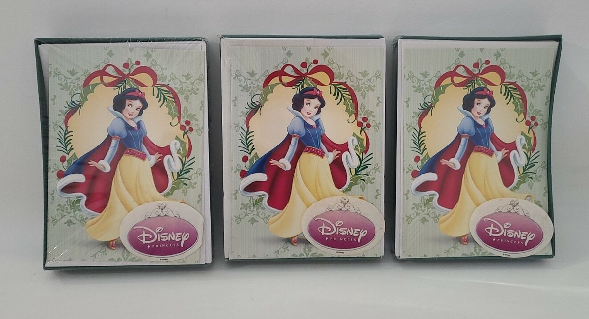 Disney's Christmas Cards 限定アイテム New Disney Holiday Pin Gift Cards Spark the Joy of Giving