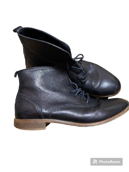 Women Clarks Boots Black Leather 36 #7BMT