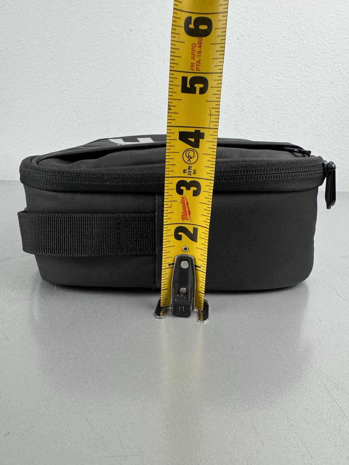 NIKE Hard Shell Lunch Box Insulated Black/Silver w/ Handle & Extra Pocket thumbnail 11