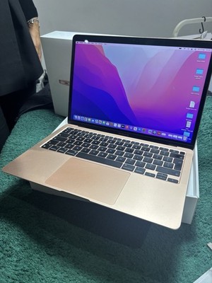 Apple MacBook Air 13'' M1 2020 - 8GB RAM 256GB SSD - Top Zustand + Karton