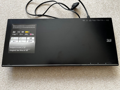 Sony 3D Blu Ray Disc DVD-Player BDP S490/S590 Schwarz HDMI