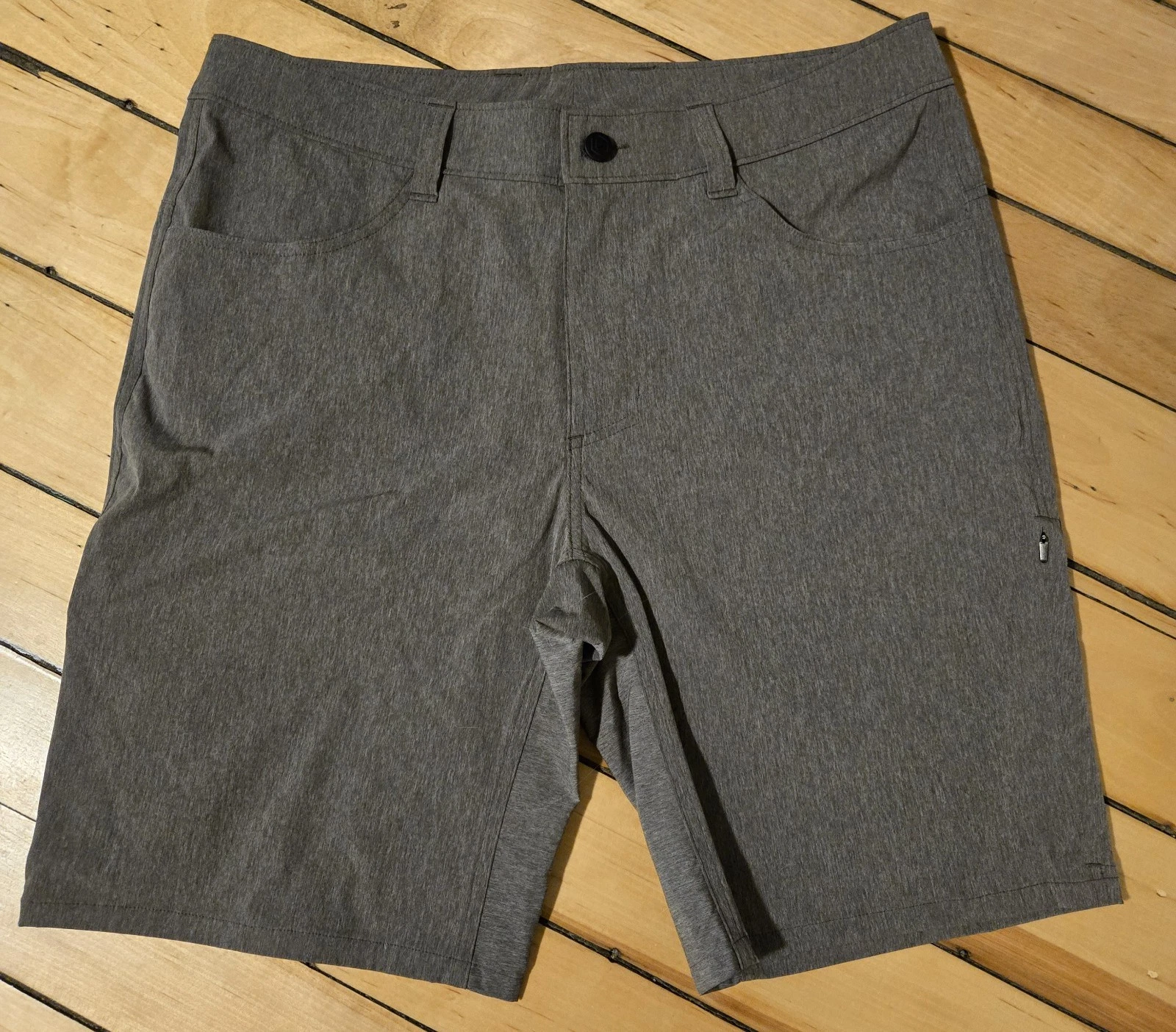 JB Langley Winrock Performance 7 Pocket Shorts, Size 34, 9" Inseam, Gray