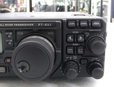 YAESU FT-897 All-Mode Transceiver HF/VHF/UHF Radio Used w/ Box