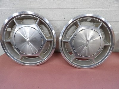 PONTIAC SUNBIRD 77-1980 6-slot type 13 INCH WHEEL COVERS HUBCAPS PAIR 1977 ASTRE