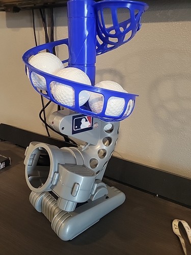 Indoor Baseball Pitching Machine MLB Portable Pitch Battery Powered