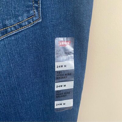 NWT Levi's | Blue 721 High Rise Medium Wash Distressed Skinny Jean
