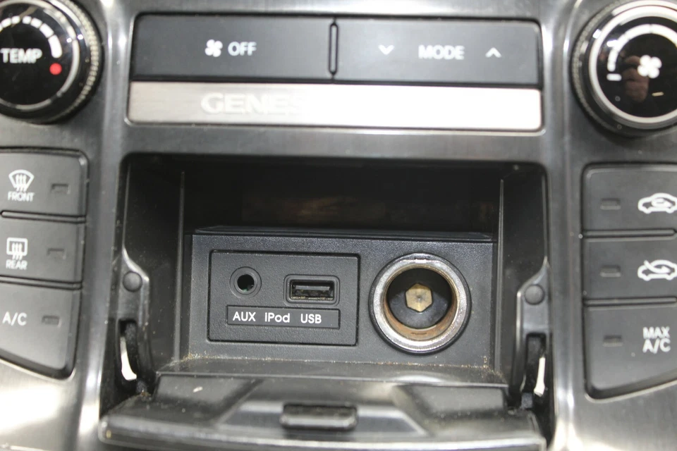 HYUNDAI GENESIS 2013-2016 CUPÉ TR A/C CONTROLES/INDICADORES DEPORTIVOS CONJUNTO OEM  Foto 4 de 4