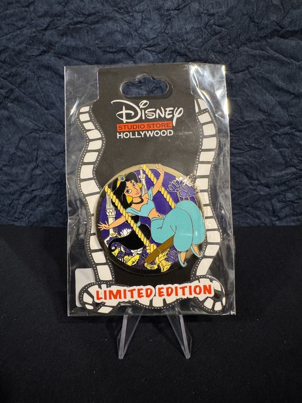 Disney DSSH - Spring Swings Series - 2025 - Princess Jasmine LE 400 Pin