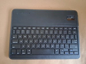 Powercases Leder Notebook Tastatur