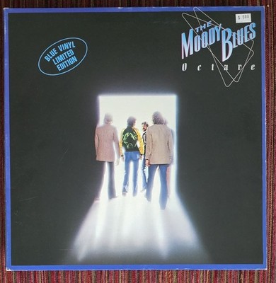 MOODY BLUES - OCTAVE BLUE VINYL CANADIAN ORIGINAL LP, GATEFOLD SLEEVE