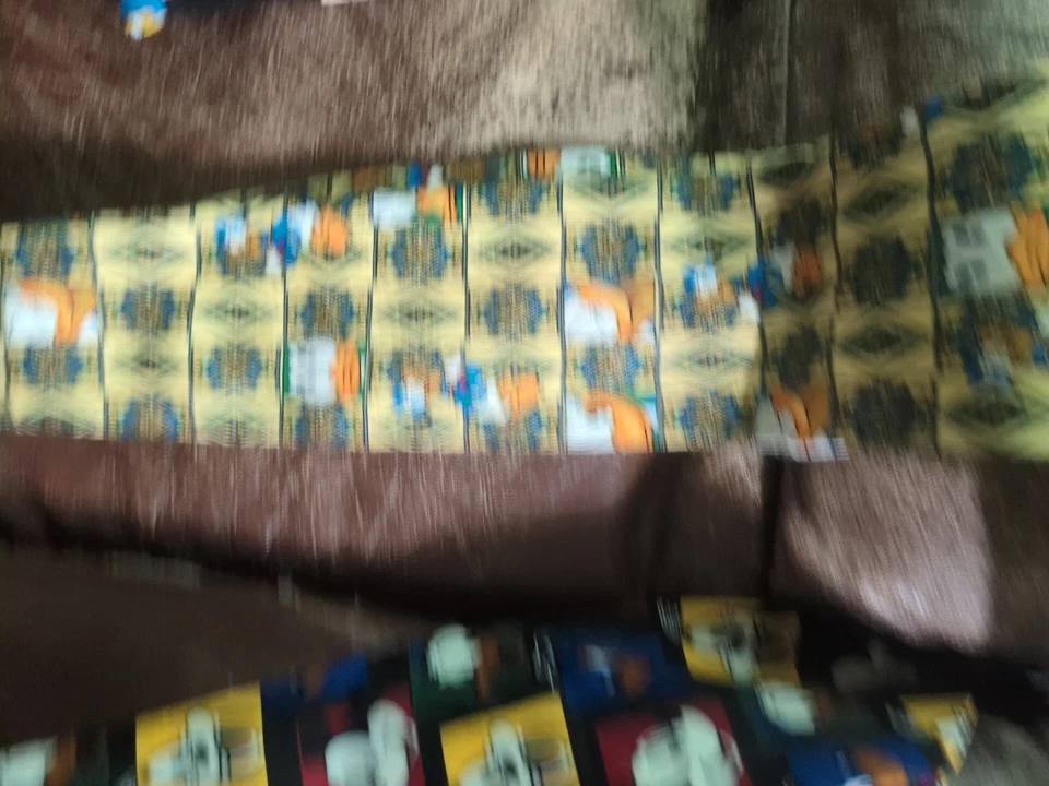 Lote De Colección De 5 Corbatas Disney & Looney Tunes Seda Y Poliéster Foto 3 de 4