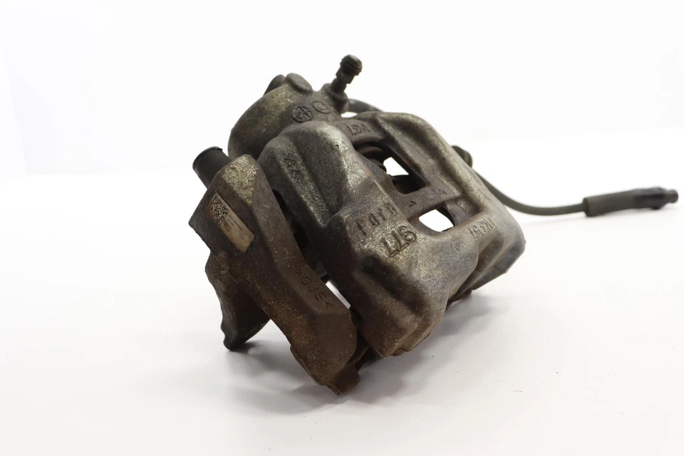 2014 - 2020 FIAT 500L ПЕРЕДНИЙ ЛЕВЫЙ СУППОРТ ДИСКОВОГО ТОРМОЗА СО СТОРОНЫ ВОДИТЕЛЯ ОТ ОРИГИНАЛЬНОГО ПРОИЗВОДИТЕЛЯ - Изображение 4 из 4