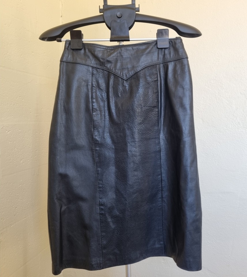 Vintage Leather Skirt Black Calf Length Women Sz 1012 *Check
