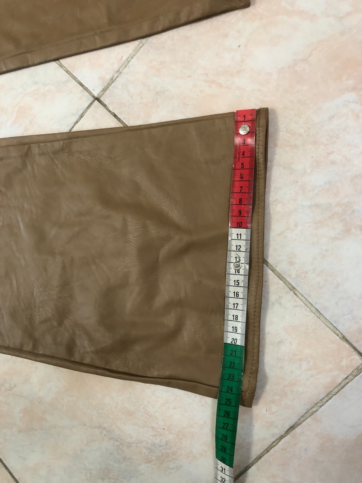 VICOLO beige hazelnut faux leather trousers size M image 10
