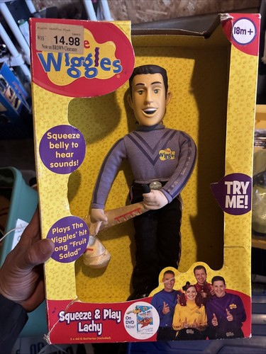 2013 The Wiggles Simon Squeeze & Play Plush 14-Inch Doll Not Working