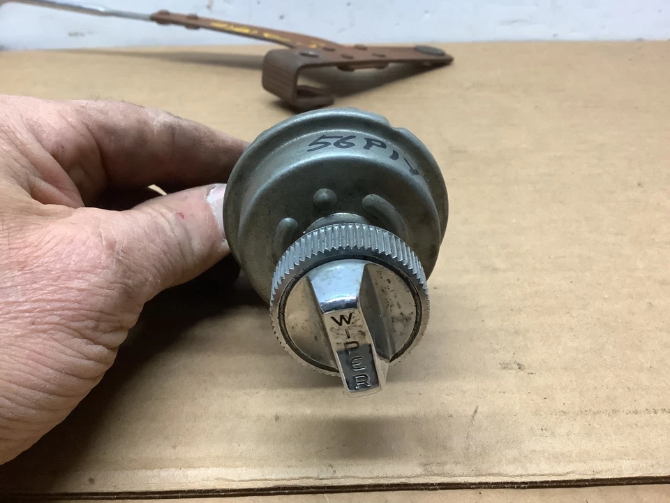 Interruptor limpiaparabrisas MOPAR 1956 1957 Plymouth OEM probado de 56’ Savoy usado OEM Foto 3 de 3
