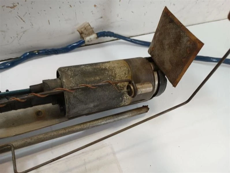 Fuel Pump Assembly Without Turbo  86-88 MAZDA RX7 9900764 - Image 4 of 4