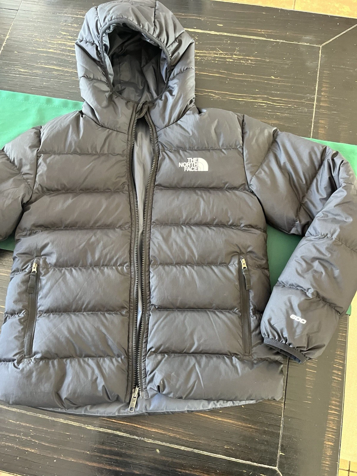 The North Face • Girl’s XL (14/16) Reversible Puffer Jacket • Black/Gray • EUC!
