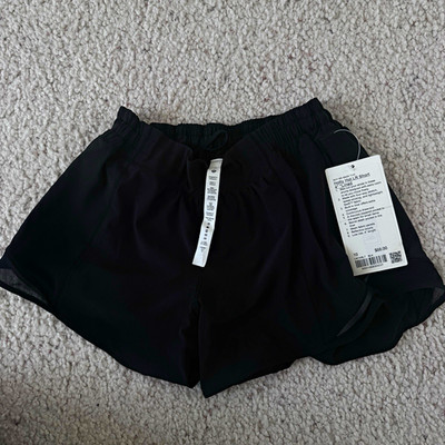 Lululemon Hotty Hot LR Short 4'' Lined Black Women s Running Drawstring