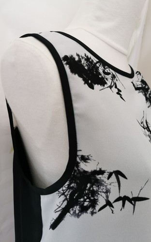 Como Nuevo Top de Terciopelo Damas Talla 12 Negro Blanco Gris Floral Túnica Sin Mangas Cuello Redondo - Imagen 7 de 24