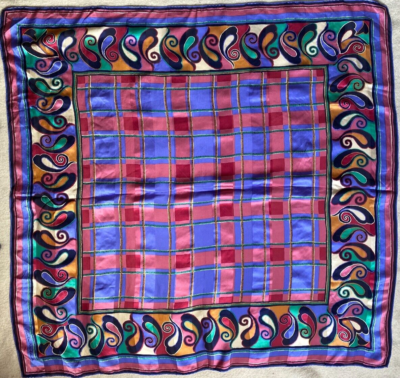 Foulard Châle En Soie Vintage 120x120 Cm - Couleur Mauve Et Blanc, Occasion Très Bon état