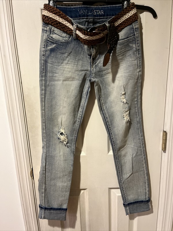Vanilla Star Size 5 Jeans With Belt NWOT distressed