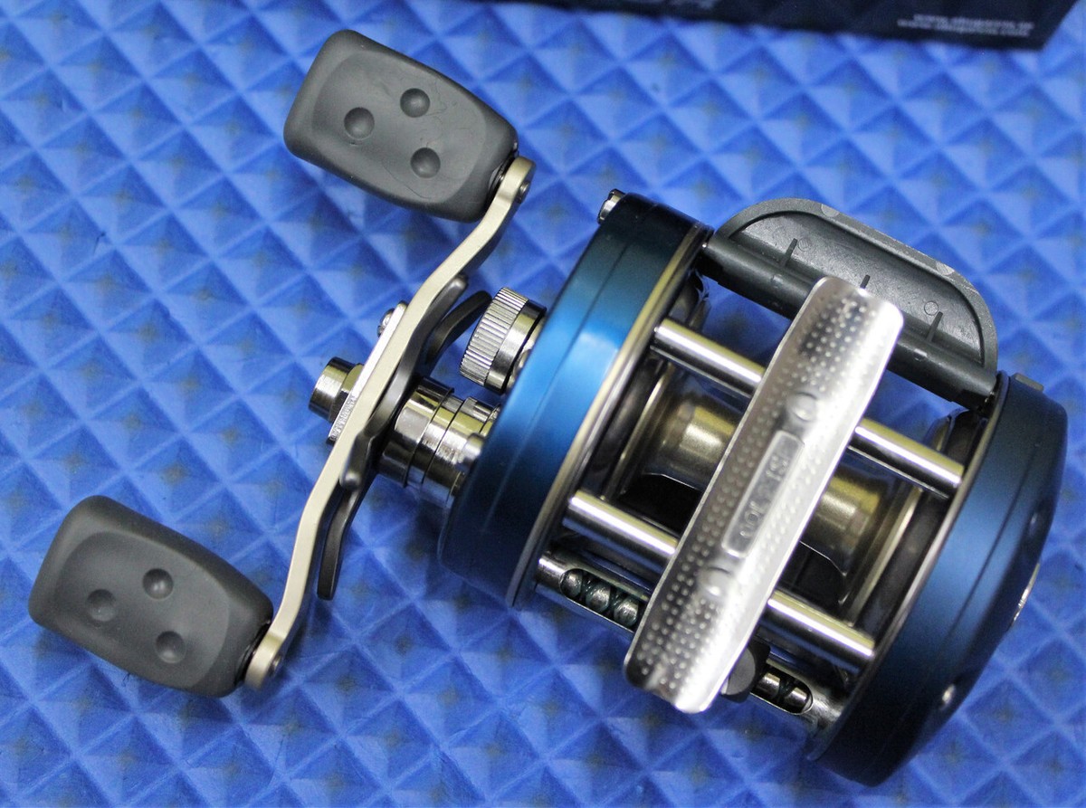 Carretilha de Pesca Abu Garcia Ambassadeur STX 5600 ou 5601
