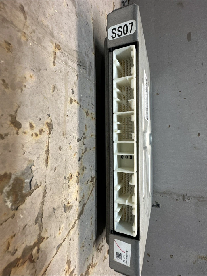 HINO 268 338 JO8E-VC ECM TESTED GOOD P/N S8990-E0070 SEE PICS - Image 4 of 4