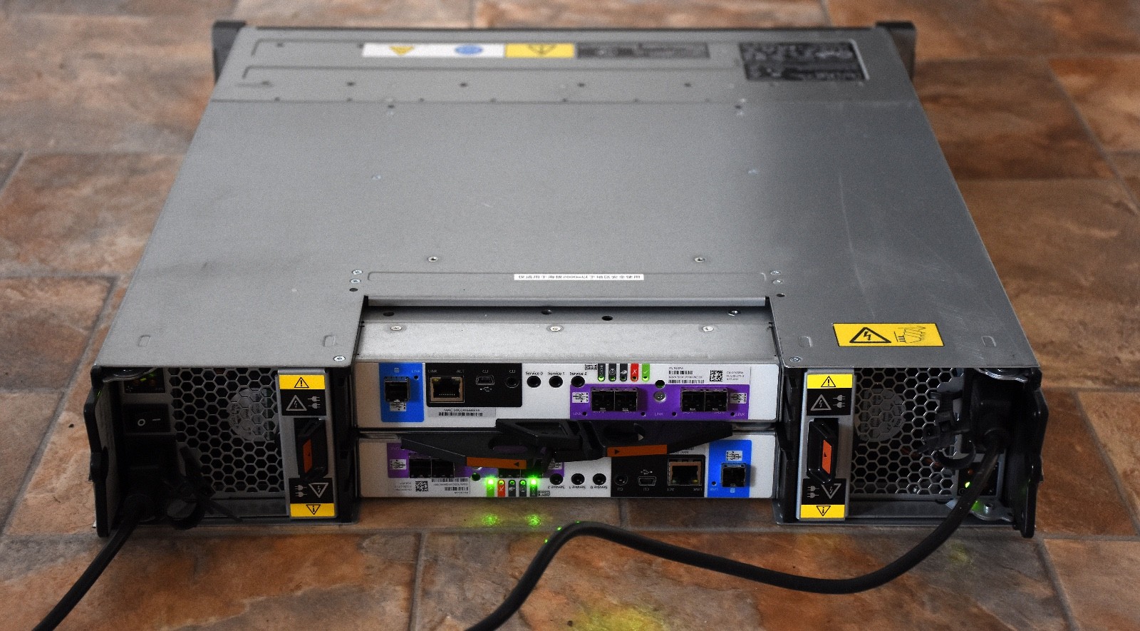 Dell EMC PowerVault ME4024 - 2.5in Storage Array - Dual FXGPW SAS Controllers