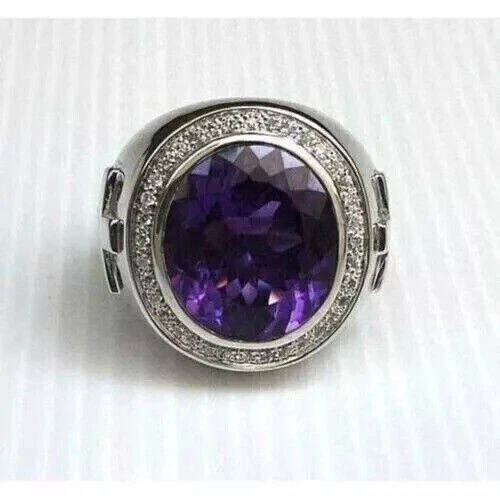 Anillo de alfil cruzado para hombre enchapado en oro blanco de 14 quilates amatista simulada corte ovalado de 5 quilates Foto 2 de 4
