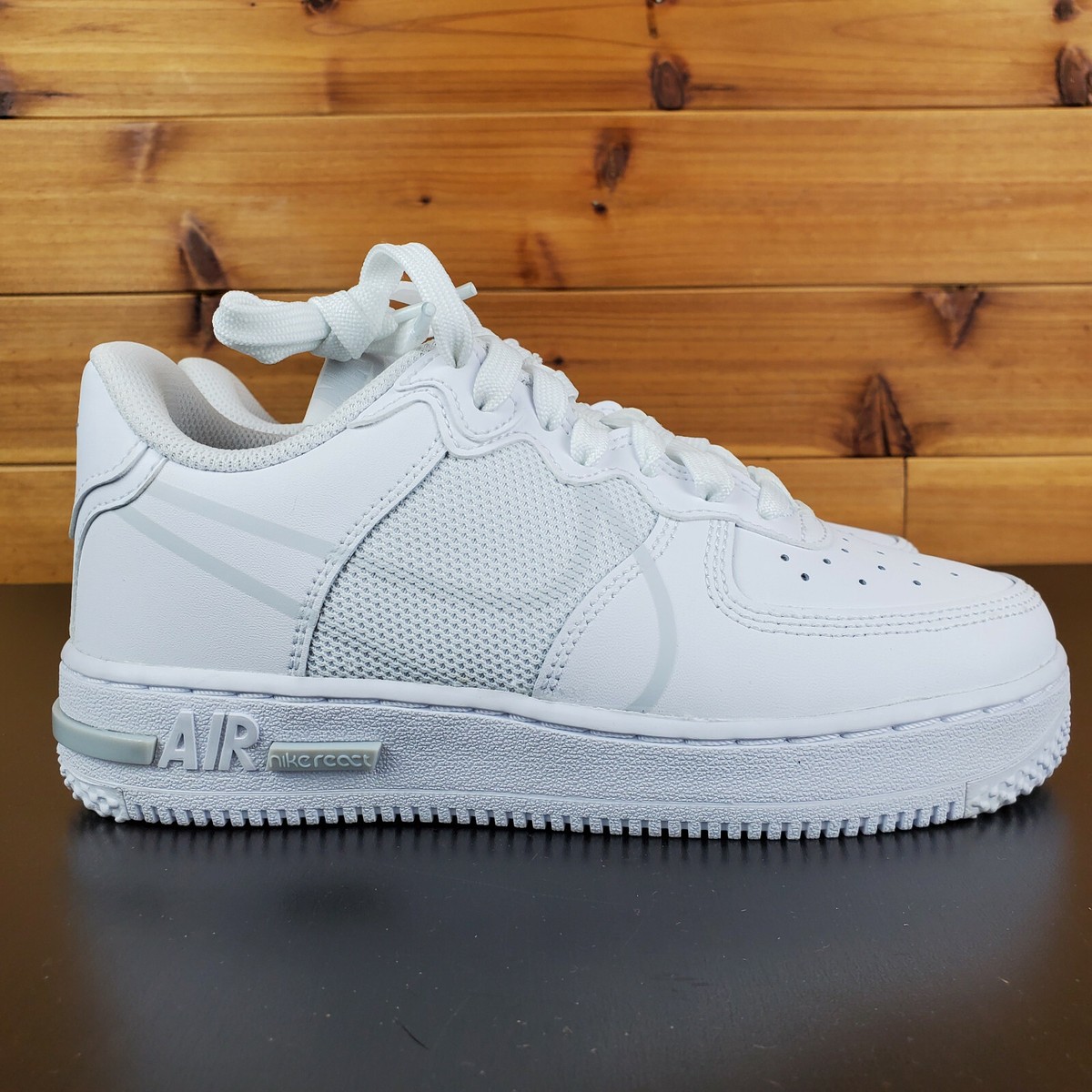 NIKE AIR FORCE 1 REACT SU (GS) WHITE-PLATINUM SZ 3.5Y = WOMENS SZ