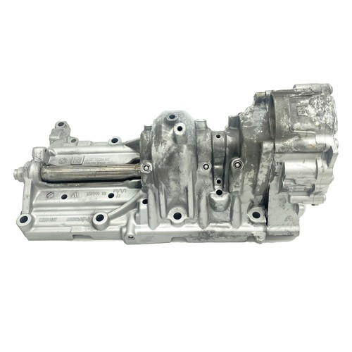 Engine Main Oil Pump Fit For BMW X3 X4 X5 Z4 F20 F23 F22 11277632111 11417610378