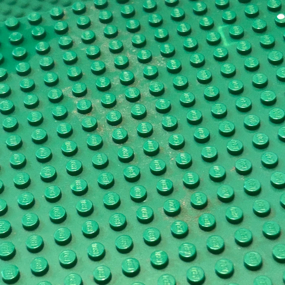Lot of 4 Vtg 70s LEGO Green Baseplate Dots Pattern Legoland City Rounded Corners - Image 4 of 4