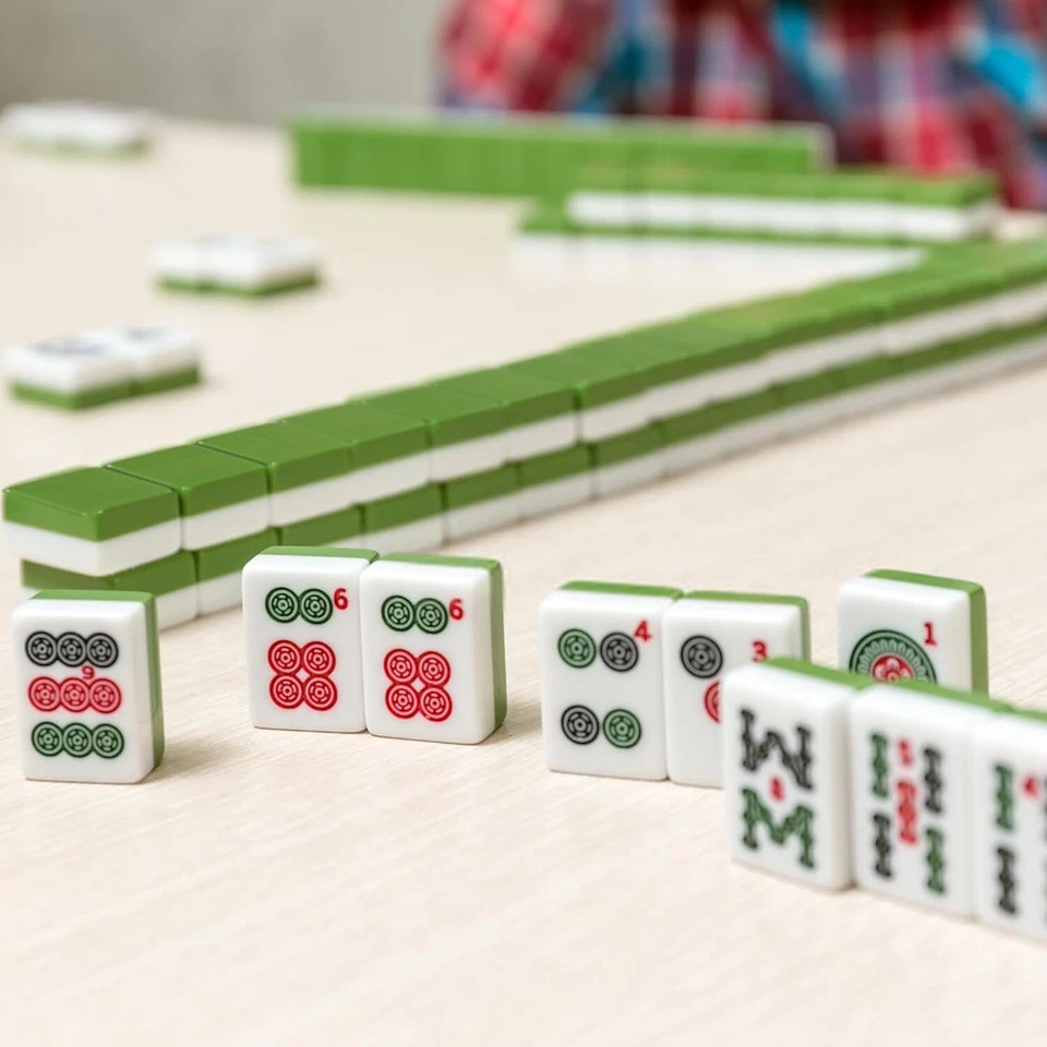 Chinese Mahjong Set 144 Tiles Mah Jong English Characters Games Large 30mm - Image 3 of 4