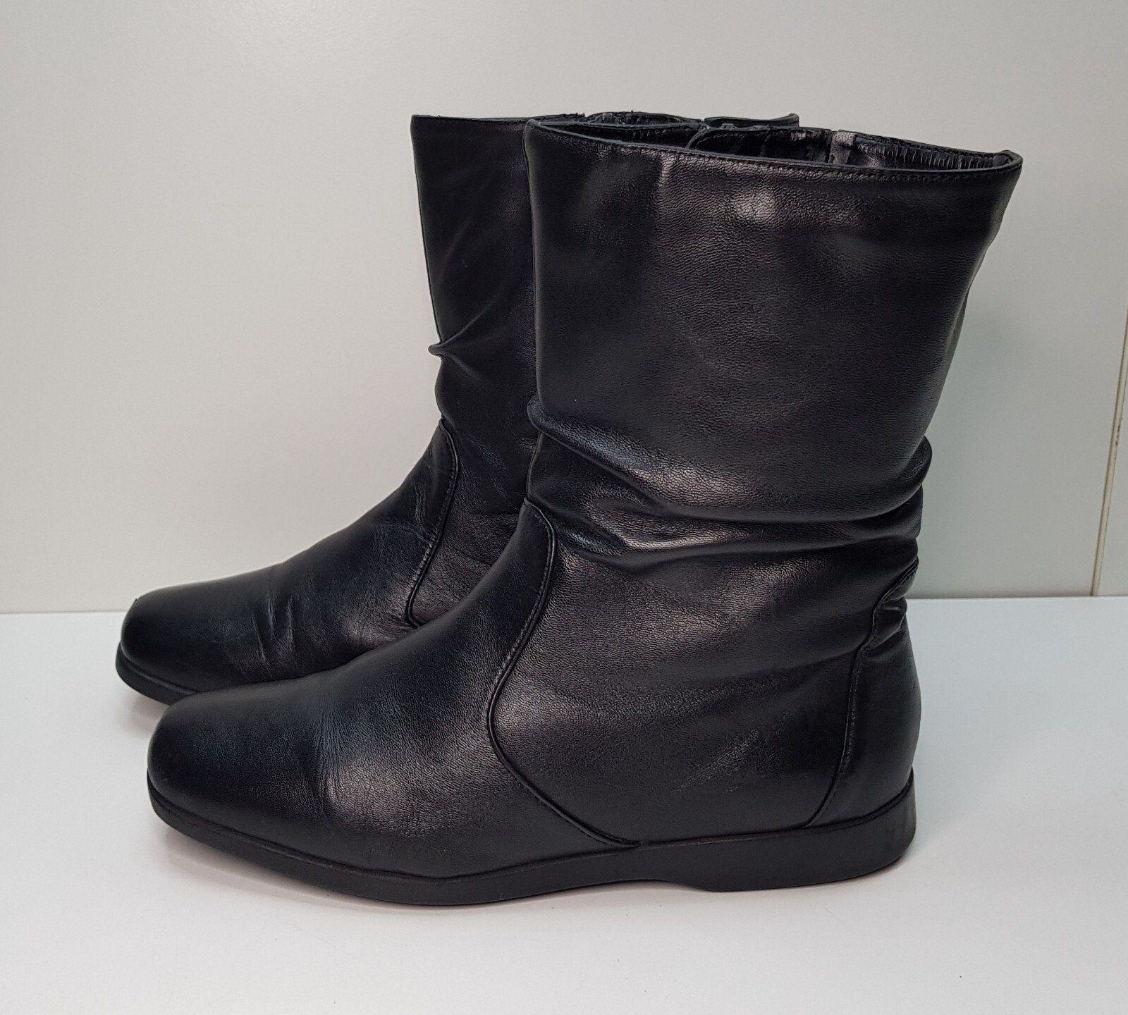 CLARKS MOLENA SIZE 4.5UK EU37.5 WOMENS BLACK LEATHER ANKLE