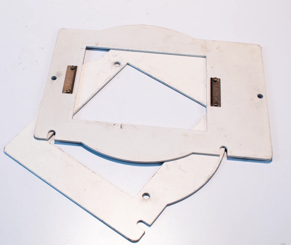 Portador negativo de vidrio Omega 3 1/2 x 4 1/2" para ampliadores serie D Foto 2 de 2