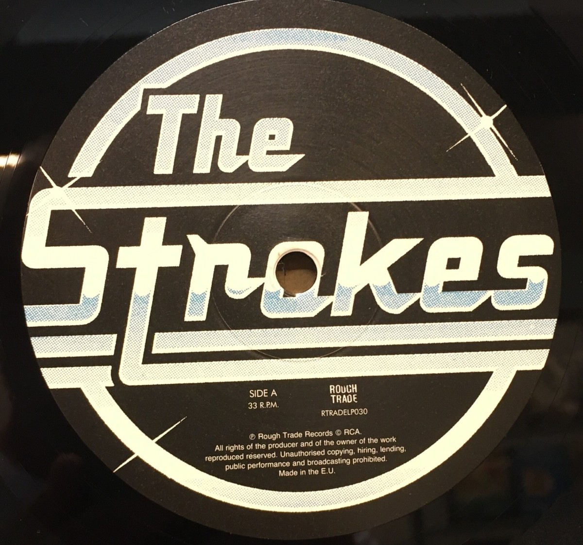 THE STROKES - IS THIS IT (2015) REISSUE LP MADE IN EUROPE | eBay