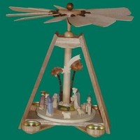 Tischpyramide Teelichte Natur Christi Geburt Geschnitzt 32 Cm Heilige Familie