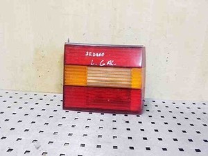 VW PASSAT B3/B4 3A2, 35I Heckklappenleuchte links 3A5945107 1.6 Benzin 26210181